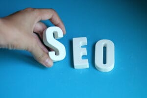 La guía definitiva para el posicionamiento SEO: descubre qué es el SEO en Marketing Digital y por qué es importante para tu empresa.