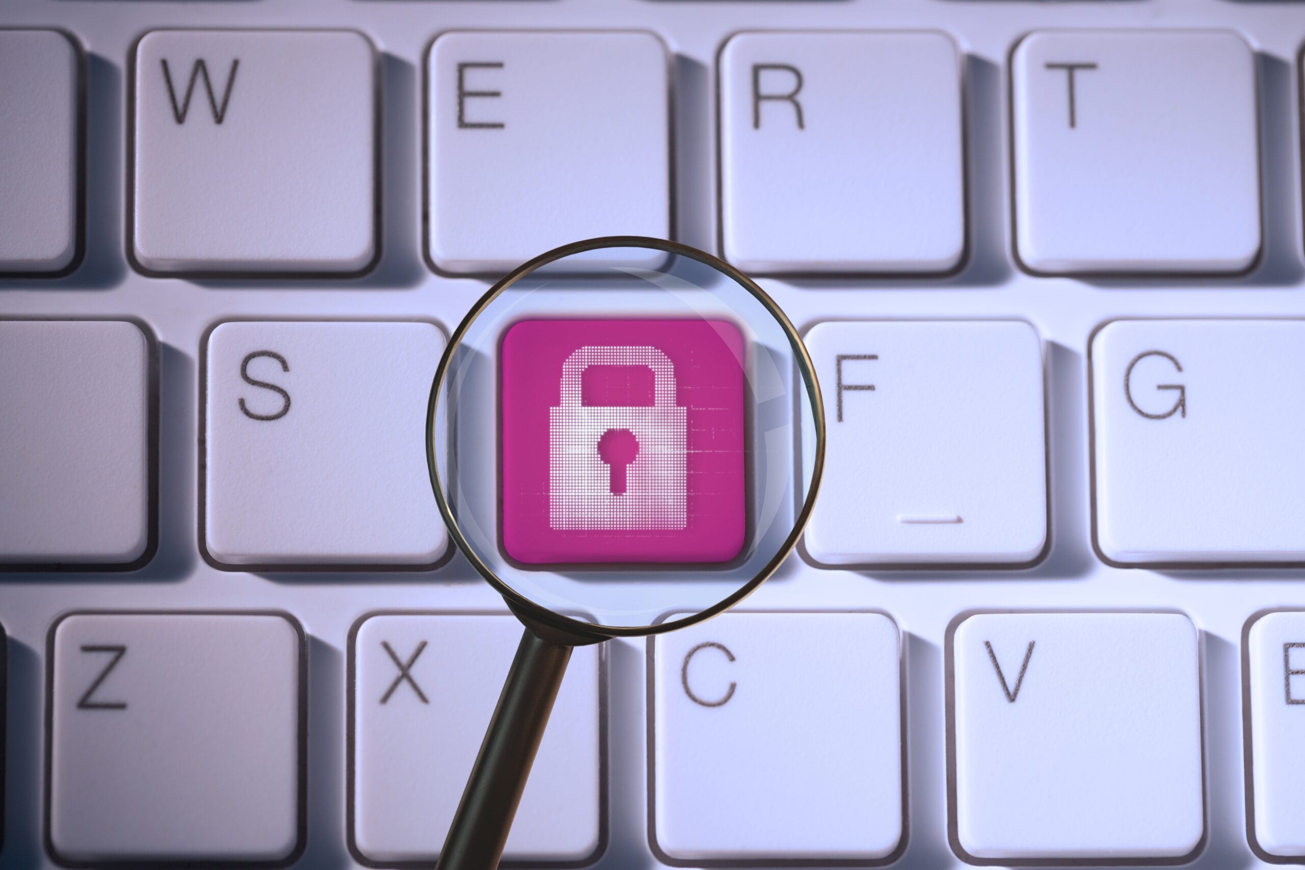 Descubre cómo proteger tu información personal en redes sociales