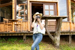 7 formas de atraer huéspedes a tu alojamiento rural sin depender de Booking o Airbnb